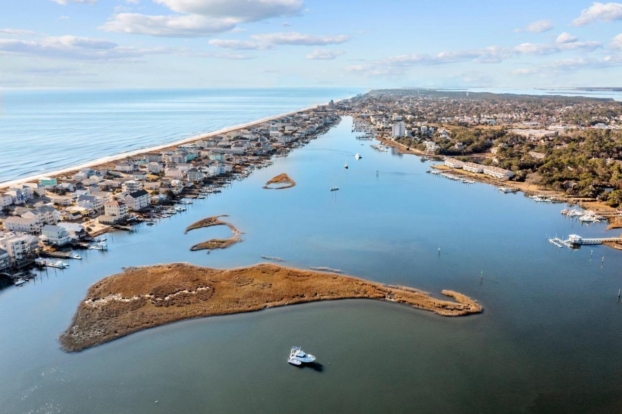 Modern Carolina Beach Boardwalk Cottage Near Amenities! Exterior photo